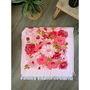 Vintage Unbranded Pink Red Floral Terry Cloth Hand Towel with Fringed Edges